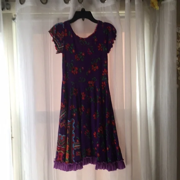 M9 Swirly Girl reversible dress - Picture 3 of 5